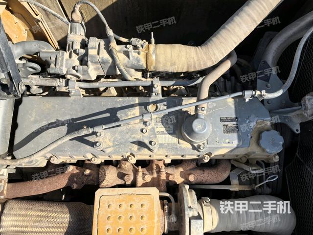 氣門室蓋螺絲特寫(上車部件) 氣門室蓋螺絲特寫(上車部件)
