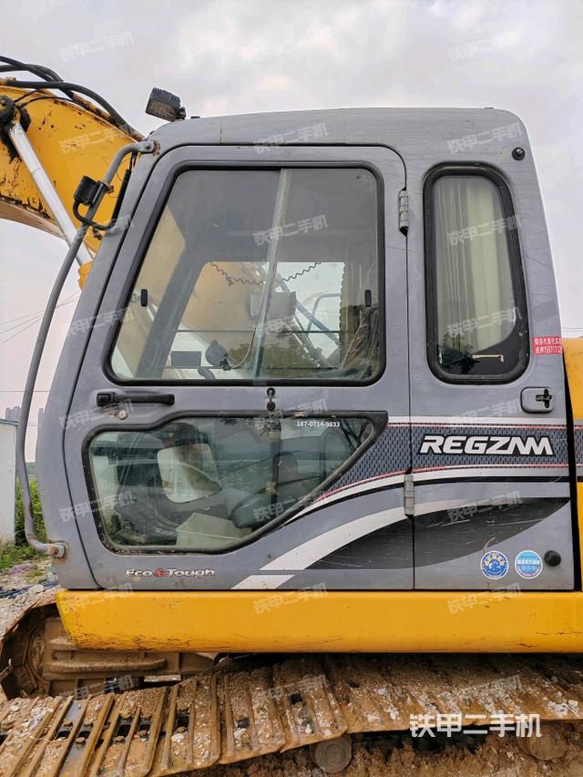 駕駛室正側(cè)（駕駛室部分）