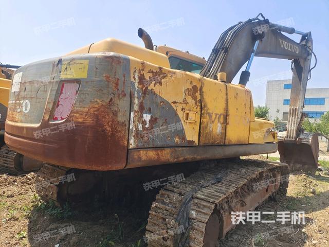 右后45(整机外观) 右后45(整机外观)