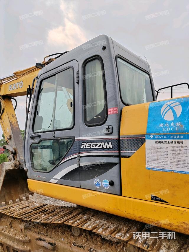 駕駛室左后45度（駕駛室部分）