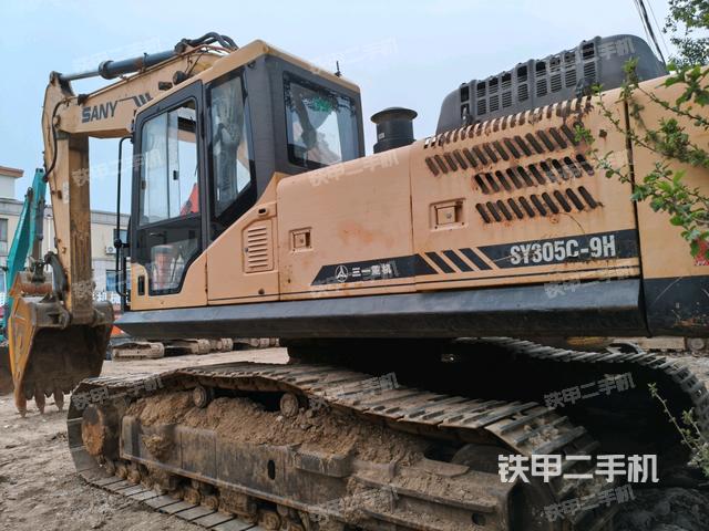 右后45(整機(jī)外觀) 右后45(整機(jī)外觀)