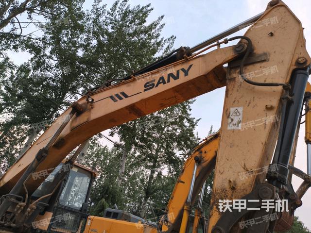 大臂整體?右側(cè)(工作和回轉(zhuǎn)裝置) 大臂整體?右側(cè)(工作和回轉(zhuǎn)裝置)