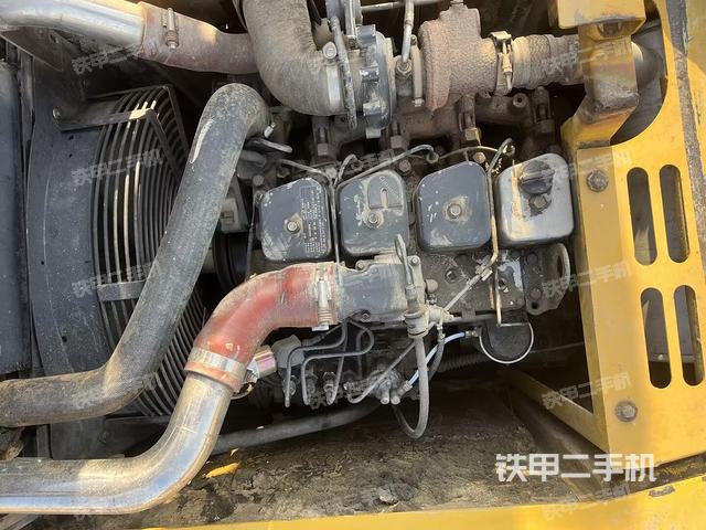 發(fā)動機整體俯視(整機外觀) 發(fā)動機整體俯視(整機外觀)