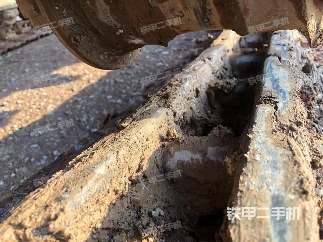 单侧履带整体（整机外观）