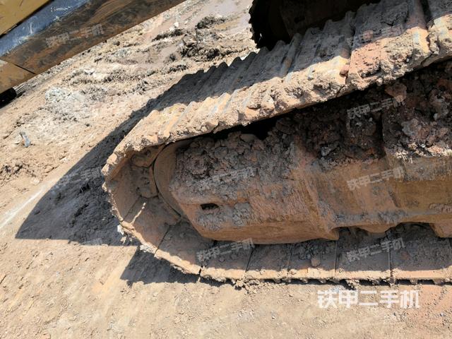 左托鏈輪和鏈筋(行走機構(gòu)) 左托鏈輪和鏈筋(行走機構(gòu))
