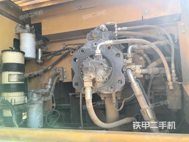 液壓泵斜45?左(大件艙室) 液壓泵斜45?左(大件艙室)