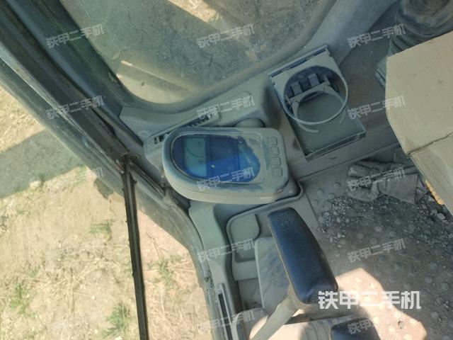 座椅后部(驾驶室部分) 座椅后部(驾驶室部分)