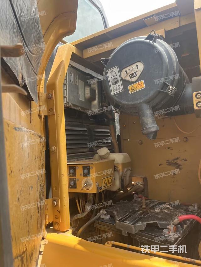 液压泵室(大件舱室) 液压泵室(大件舱室)