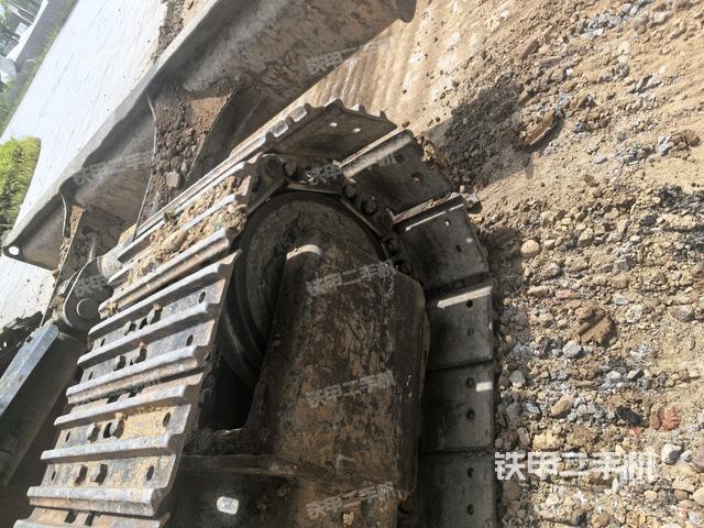 左导向轮（行走机构）