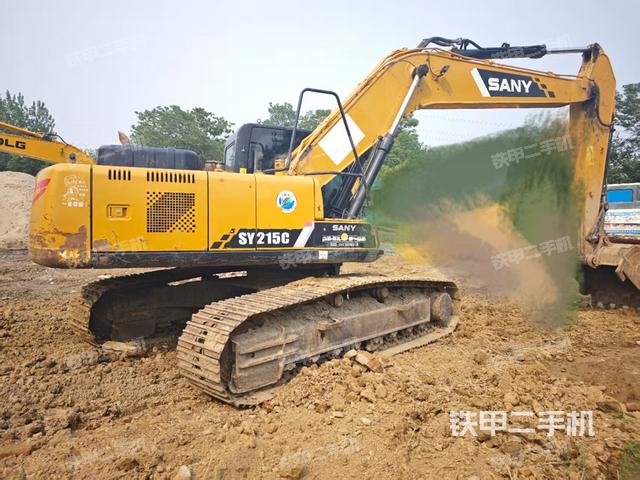 整機右后45°(整機外觀) 整機右后45°(整機外觀)