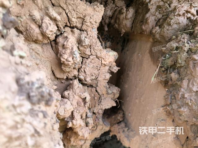 左驅(qū)動輪(行走機(jī)構(gòu)) 左驅(qū)動輪(行走機(jī)構(gòu))