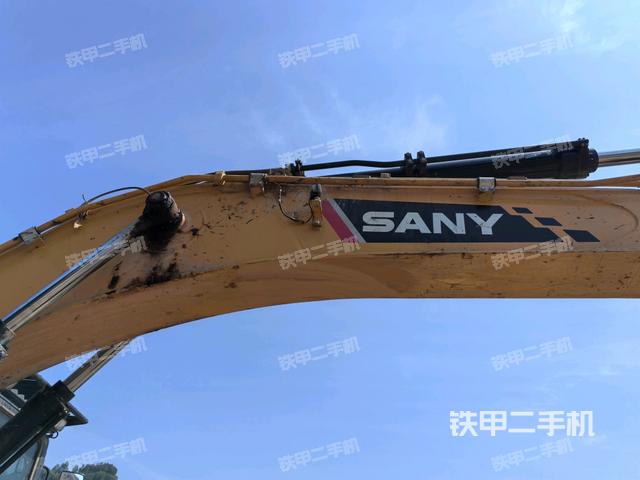 大臂油缸整體?豎拍(工作和回轉(zhuǎn)裝置) 大臂油缸整體?豎拍(工作和回轉(zhuǎn)裝置)