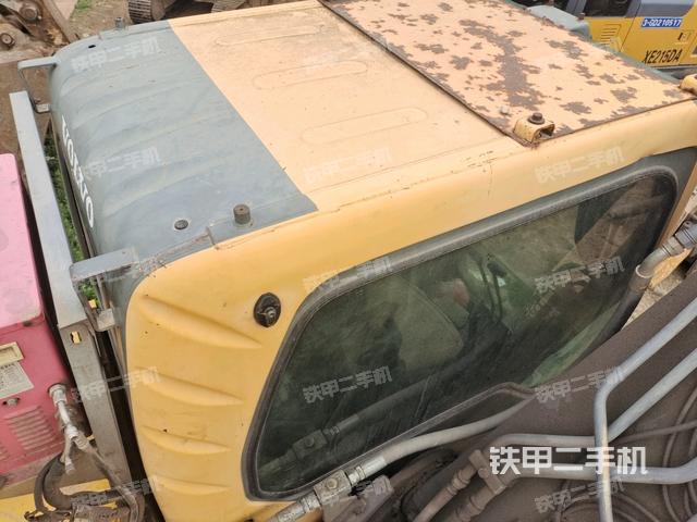 水箱+風(fēng)扇特寫(xiě)(上車部件) 水箱+風(fēng)扇特寫(xiě)(上車部件)
