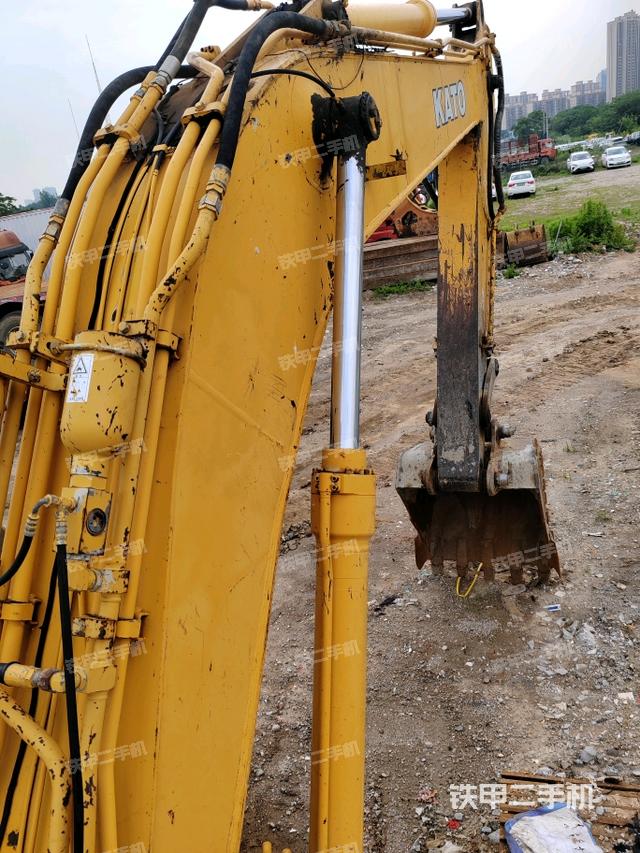 大臂背部俯視（工作和回轉(zhuǎn)裝置）