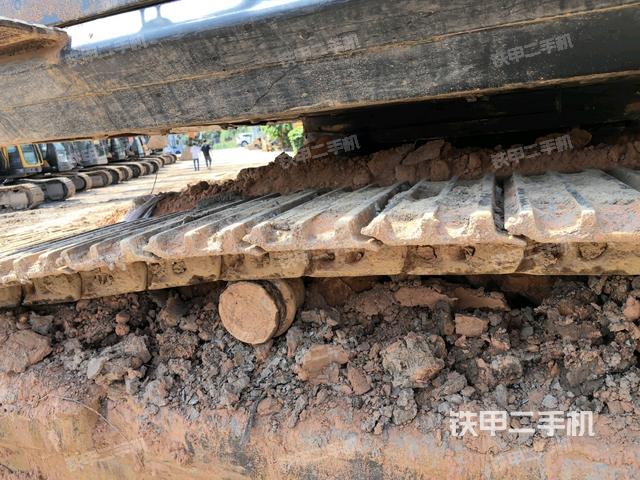 左驅(qū)動輪(行走機構(gòu)) 左驅(qū)動輪(行走機構(gòu))