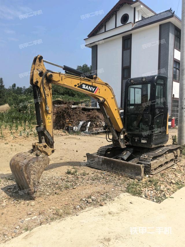 三一重工SY35U挖掘機(jī)