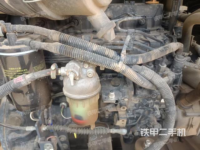 发动机整体俯视(整机外观) 发动机整体俯视(整机外观)