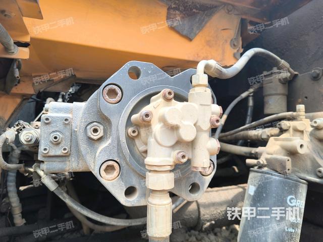 液壓泵室(大件艙室) 液壓泵室(大件艙室)