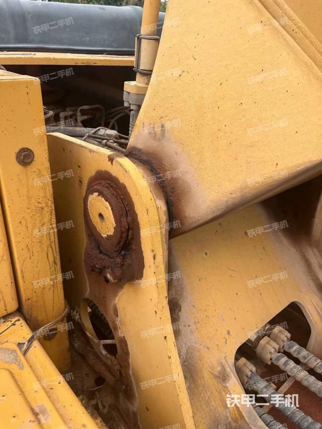 大臂背部俯視（工作和回轉(zhuǎn)裝置）