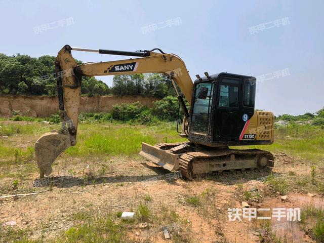 整機(jī)右后45°(整機(jī)外觀) 整機(jī)右后45°(整機(jī)外觀)