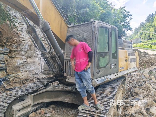 徐工XE490D挖掘機