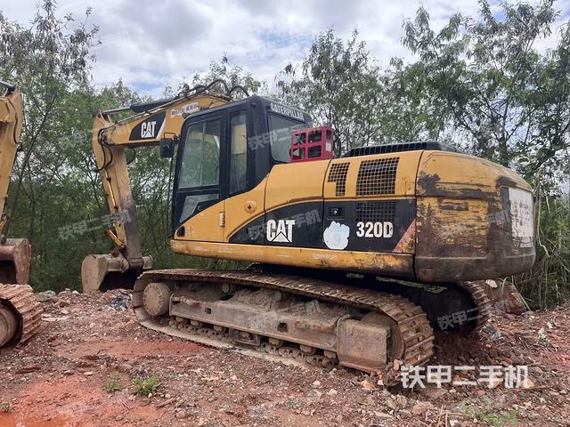 右后45(整機(jī)外觀) 右后45(整機(jī)外觀)