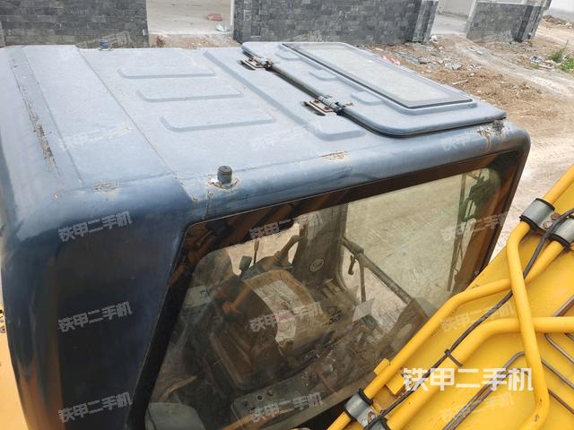 發(fā)動(dòng)機(jī)室(上車部件) 發(fā)動(dòng)機(jī)室(上車部件)