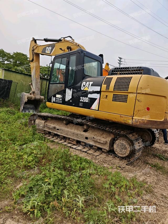 卡特彼勒320D2GC挖掘機