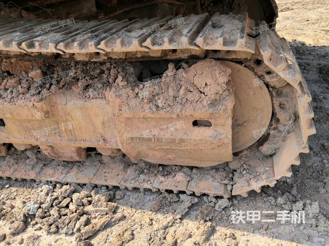 右驅(qū)動輪(行走機構(gòu)) 右驅(qū)動輪(行走機構(gòu))