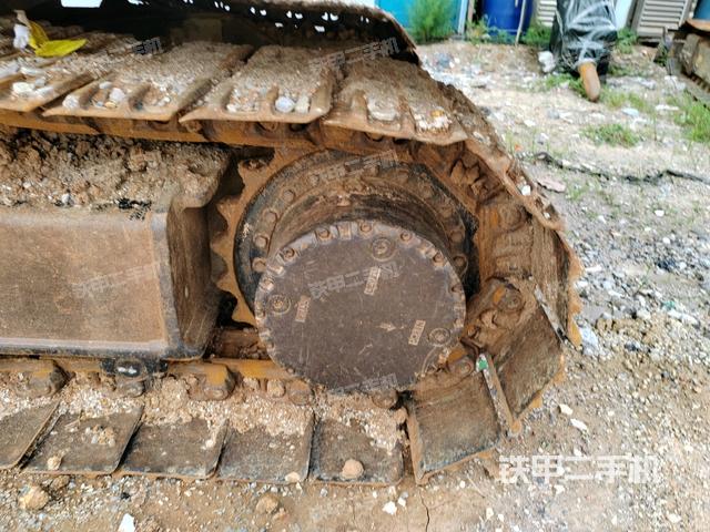 左托鏈輪和鏈筋（行走機(jī)構(gòu)）