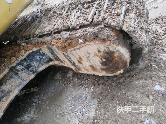 左側(cè)行走馬達(dá)蓋板(行走機(jī)構(gòu)) 左側(cè)行走馬達(dá)蓋板(行走機(jī)構(gòu))