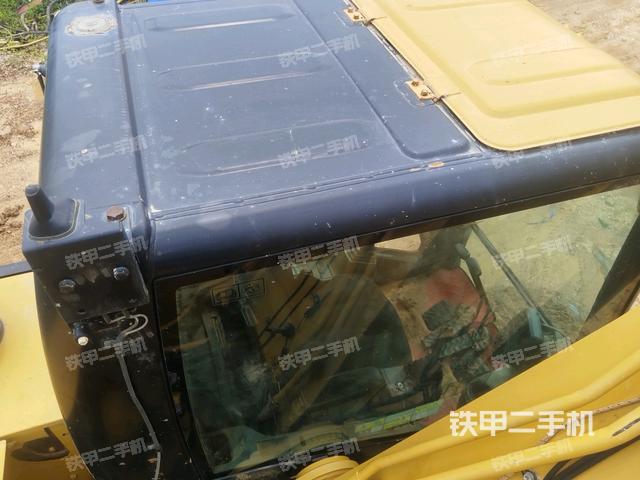 駕駛室頂部俯視(上車(chē)部件) 駕駛室頂部俯視(上車(chē)部件)