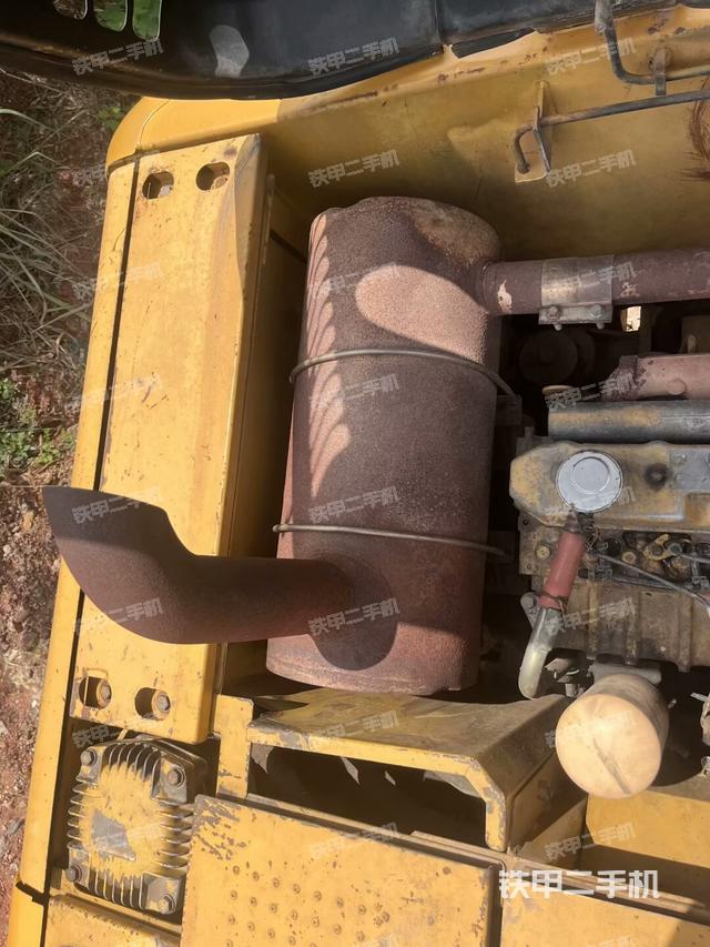 驾驶室顶部俯视(上车部件) 驾驶室顶部俯视(上车部件)