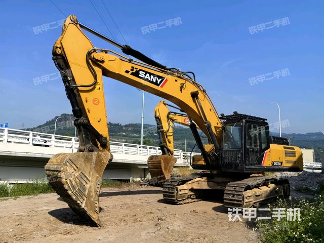 三一重工SY375H挖掘機(jī)