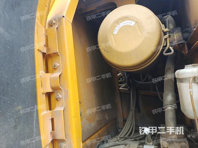 液壓泵室(大件艙室) 液壓泵室(大件艙室)