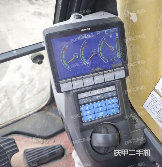 小時(shí)表(駕駛室部分) 小時(shí)表(駕駛室部分)
