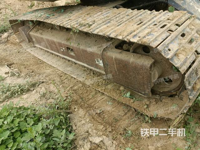 右側履帶整體?(行走機構) 右側履帶整體?(行走機構)