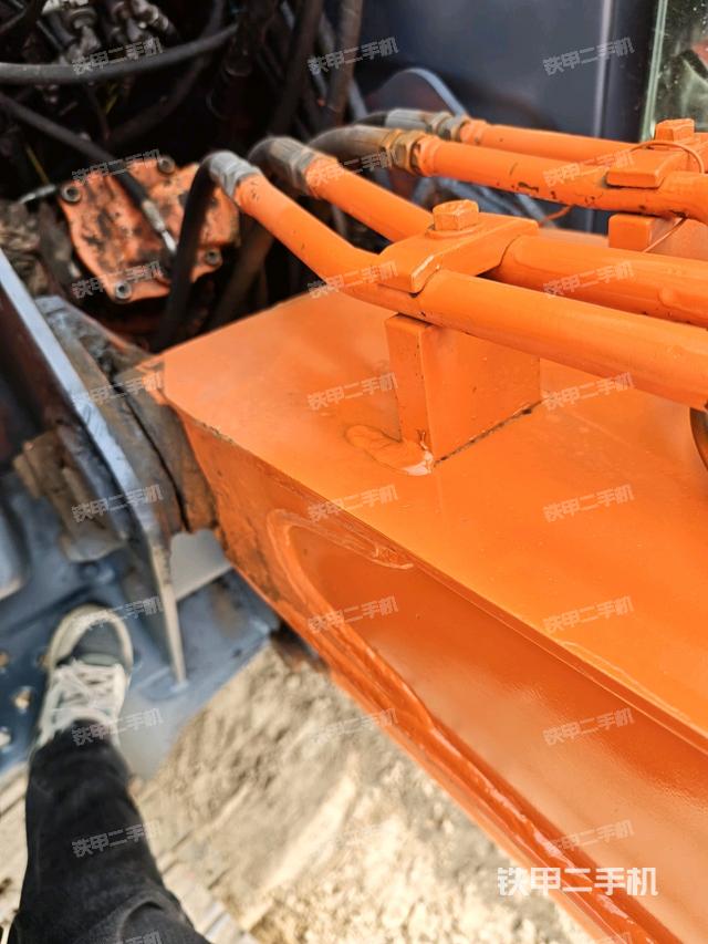 小臂整體右前（工作和回轉(zhuǎn)裝置）