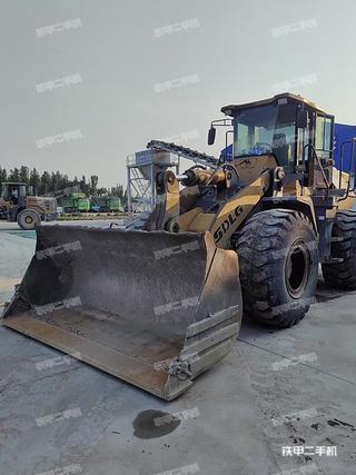 山东临工L953装载机实拍图片