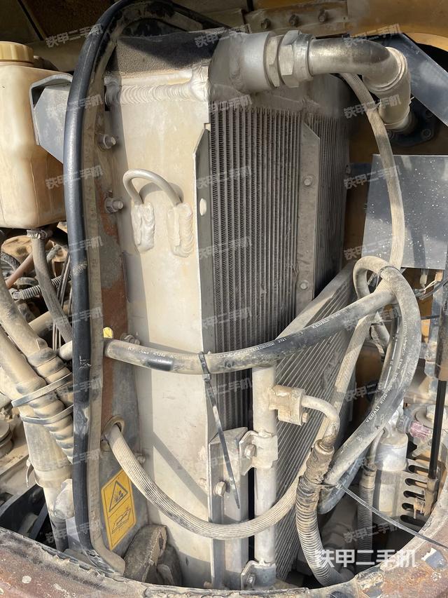 散熱器室(大件艙室) 散熱器室(大件艙室)