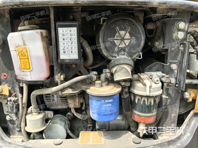 发动机室（上车部件）