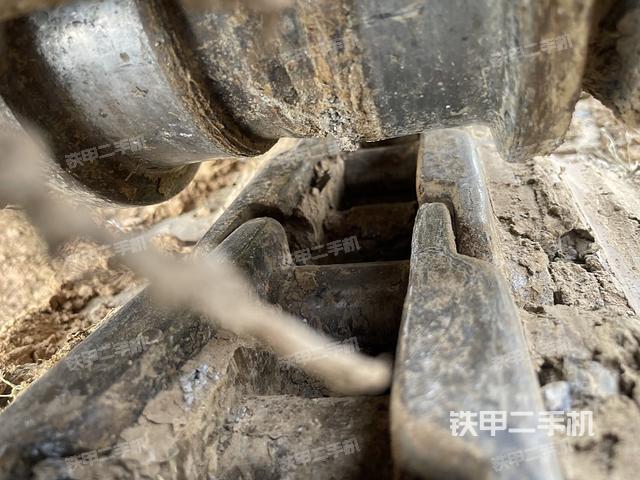 左側履帶整體?(行走機構) 左側履帶整體?(行走機構)