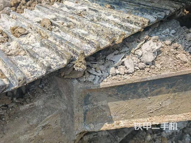 单侧履带整体（整机外观）