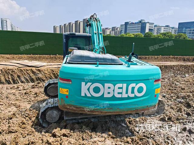 整机右后45°（整机外观）