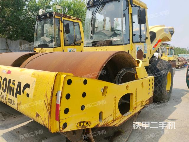 宝马格BW220D-40压路机