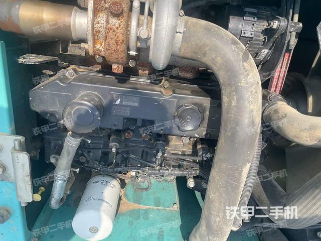 發(fā)動(dòng)機(jī)室(上車部件) 發(fā)動(dòng)機(jī)室(上車部件)