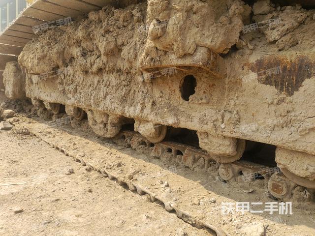 右側(cè)行走馬達(dá)蓋板(行走機(jī)構(gòu)) 右側(cè)行走馬達(dá)蓋板(行走機(jī)構(gòu))