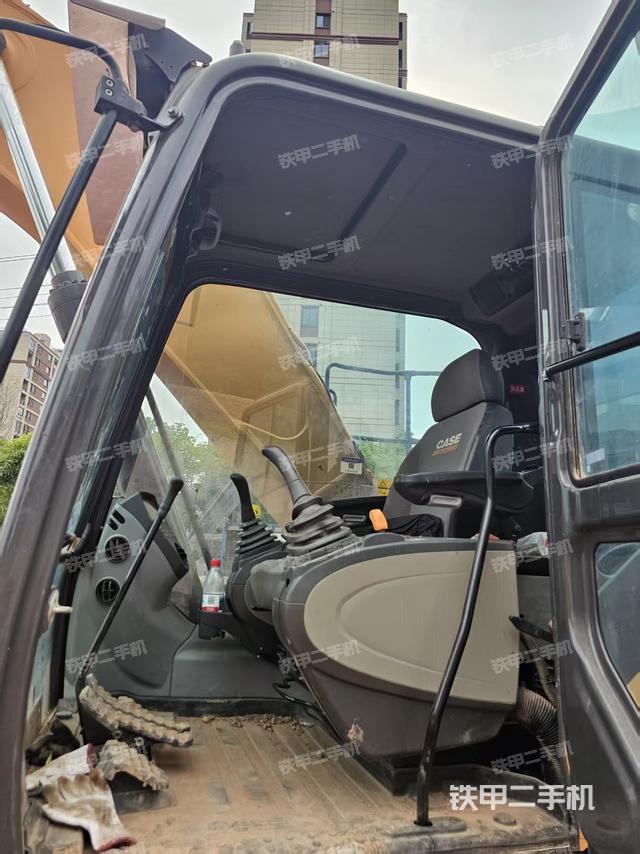 驾驶室整体（整机外观）