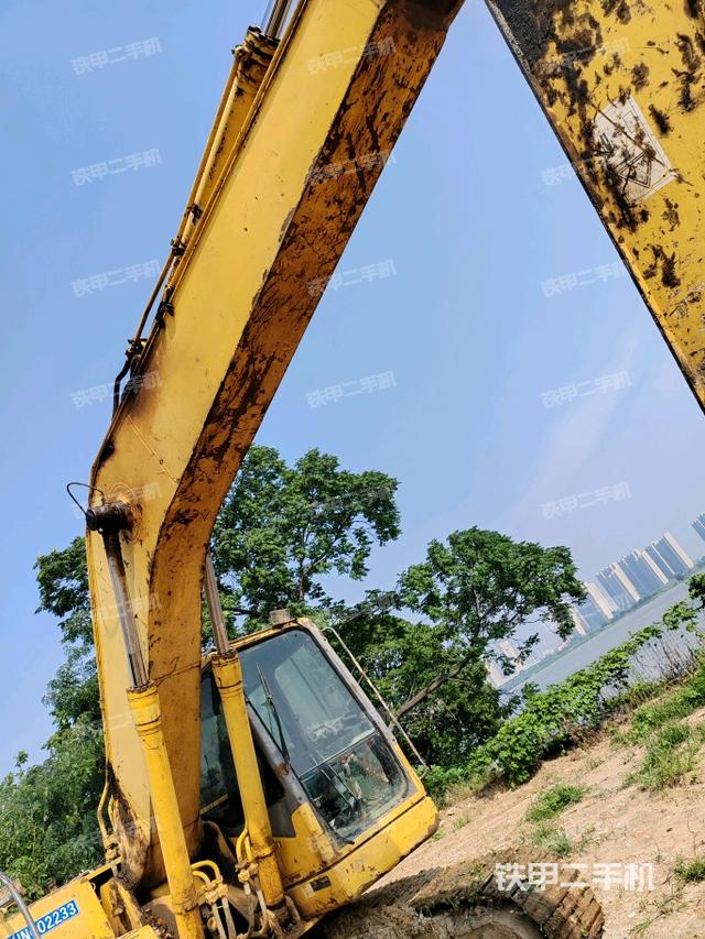大臂整體?右側(cè)(工作和回轉(zhuǎn)裝置) 大臂整體?右側(cè)(工作和回轉(zhuǎn)裝置)