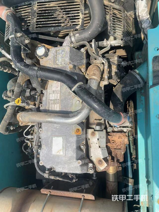 發(fā)動(dòng)機(jī)室(上車(chē)部件) 發(fā)動(dòng)機(jī)室(上車(chē)部件)